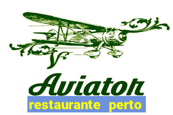 restaurante perto de mim agora