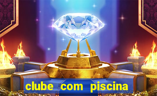 clube com piscina em taubat茅