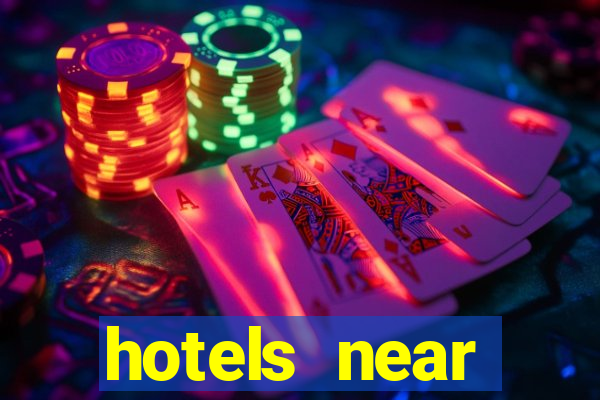 hotels near hollywood casino