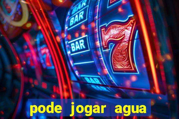 pode jogar agua quente na privada