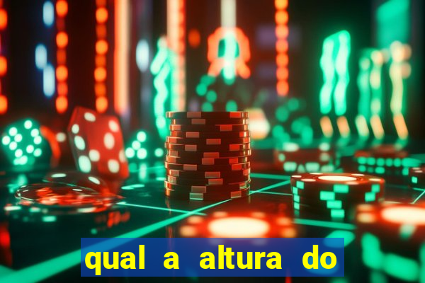 qual a altura do silvio santos